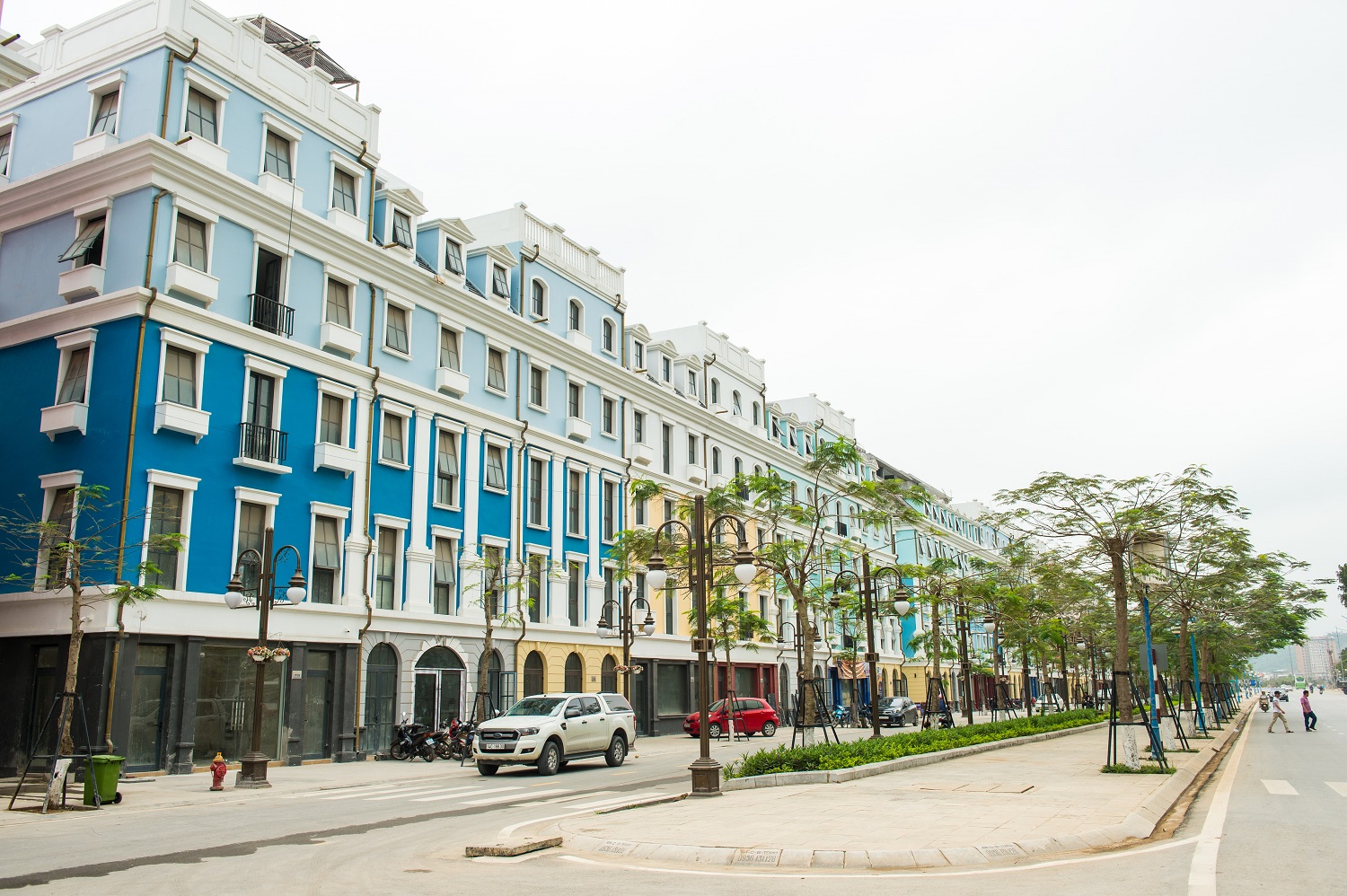 Biệt[-]thự,[-]nhà[-]phố[-]đồng[-]loạt[-]hoàn[-]thiện,[-]Bãi[-]Cháy[-]“lột[-]xác”[-]ngỡ[-]ngàng